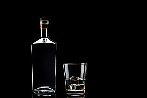 威士忌酒类酒品摄影图