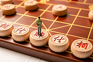 象棋对弈棋牌摄影图
