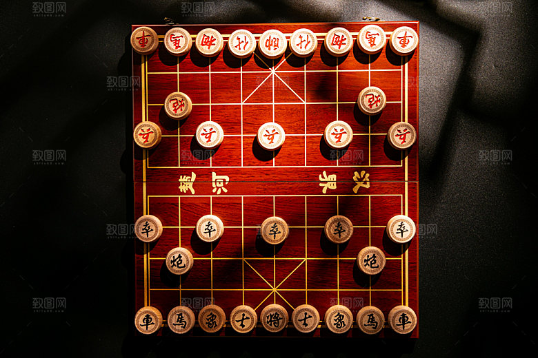 象棋休闲对弈摄影图