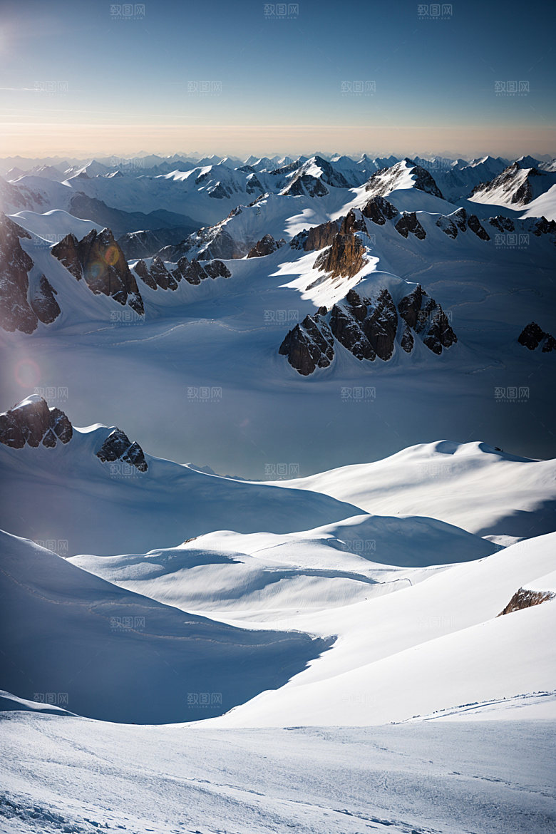 雪山雪峰风光摄影图