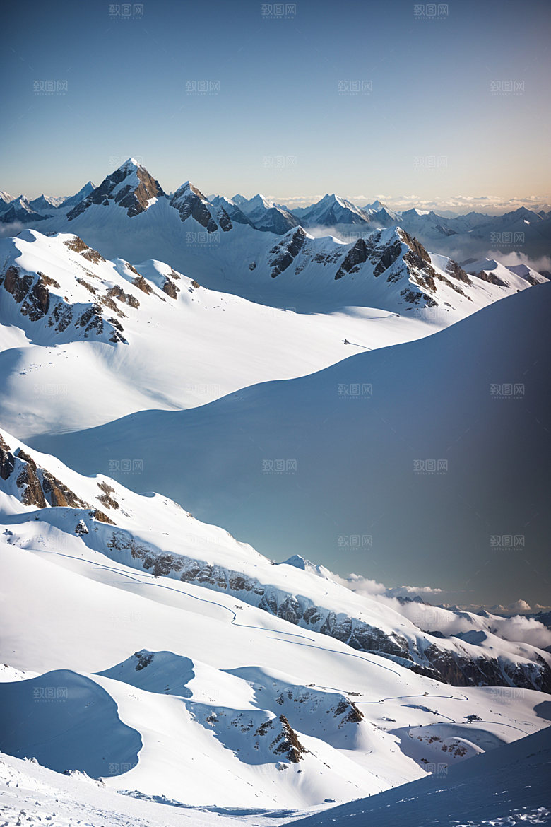 雪山顶峰高山摄影图
