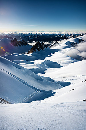 雪山高清顶峰摄影图