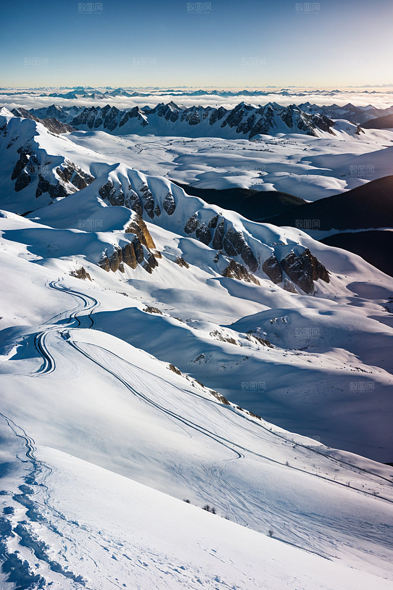 雪山高海拔雪峰摄影图