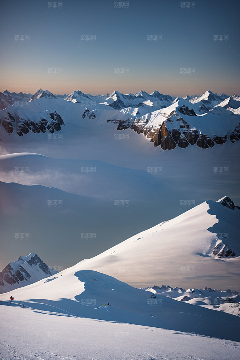 雪山风景雪峰摄影图
