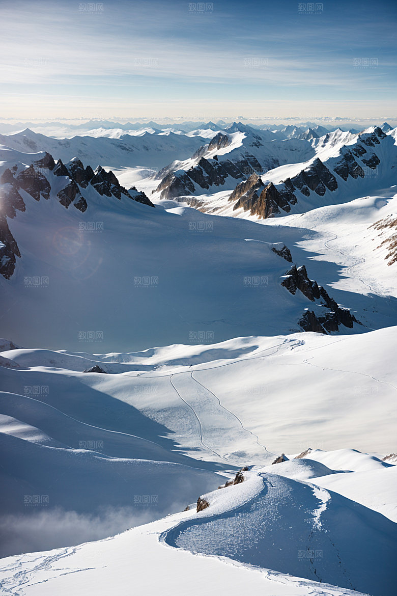 雪山高清雪峰摄影图