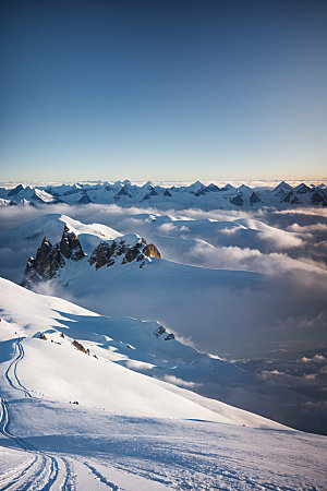 雪山雪峰高清摄影图