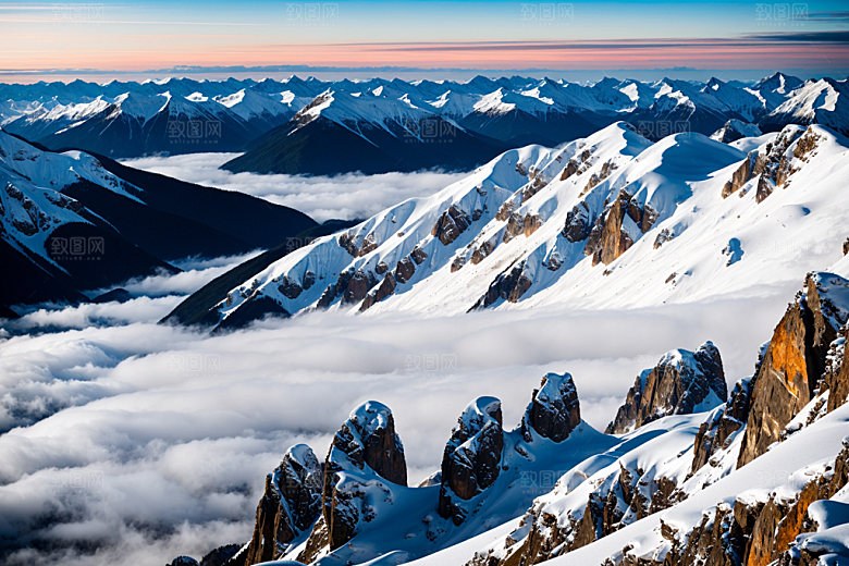 雪山高清顶峰摄影图