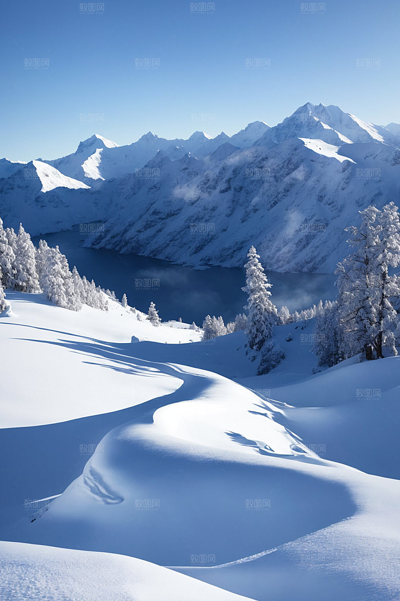 雪山顶峰风光摄影图