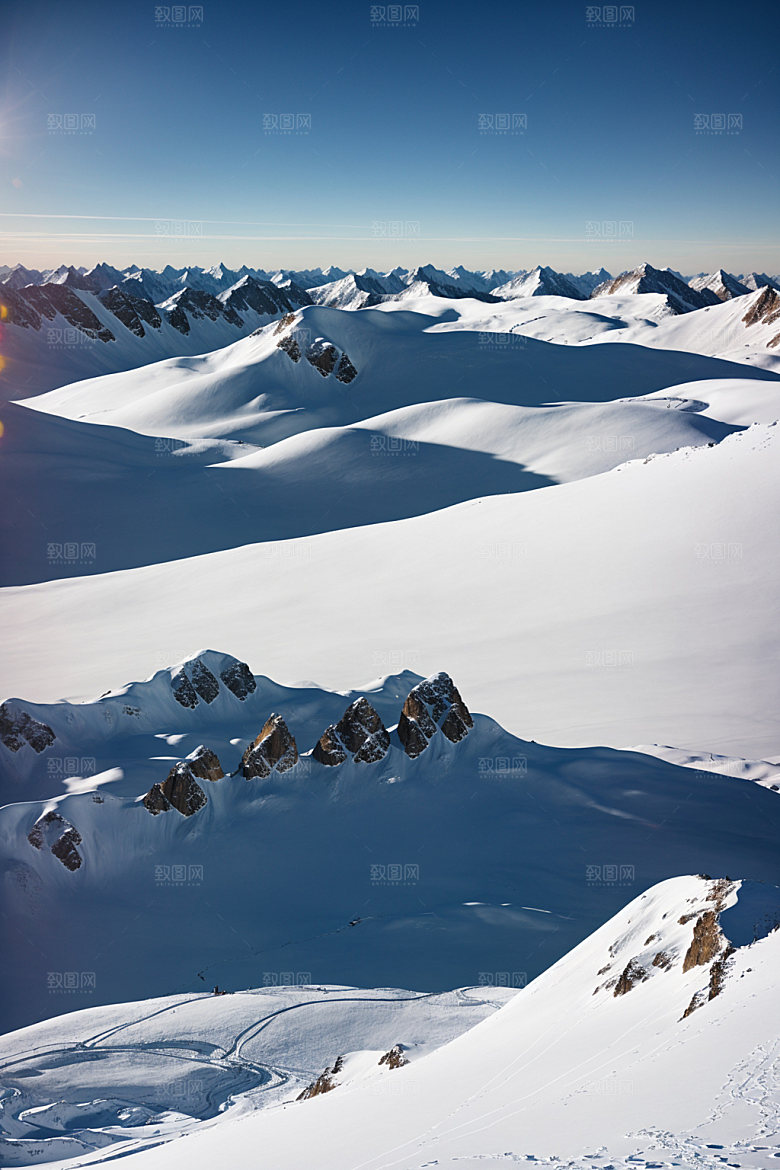 雪山高清雪峰摄影图