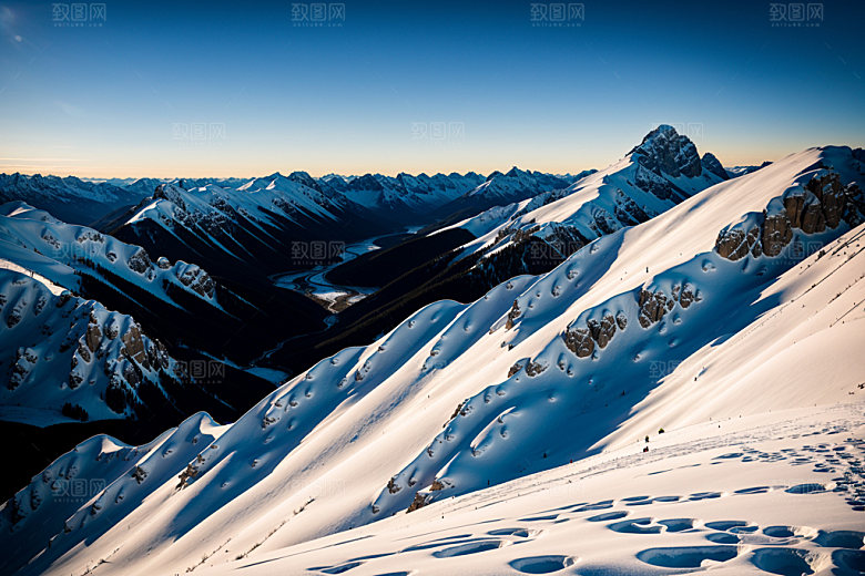 雪山高山顶峰摄影图