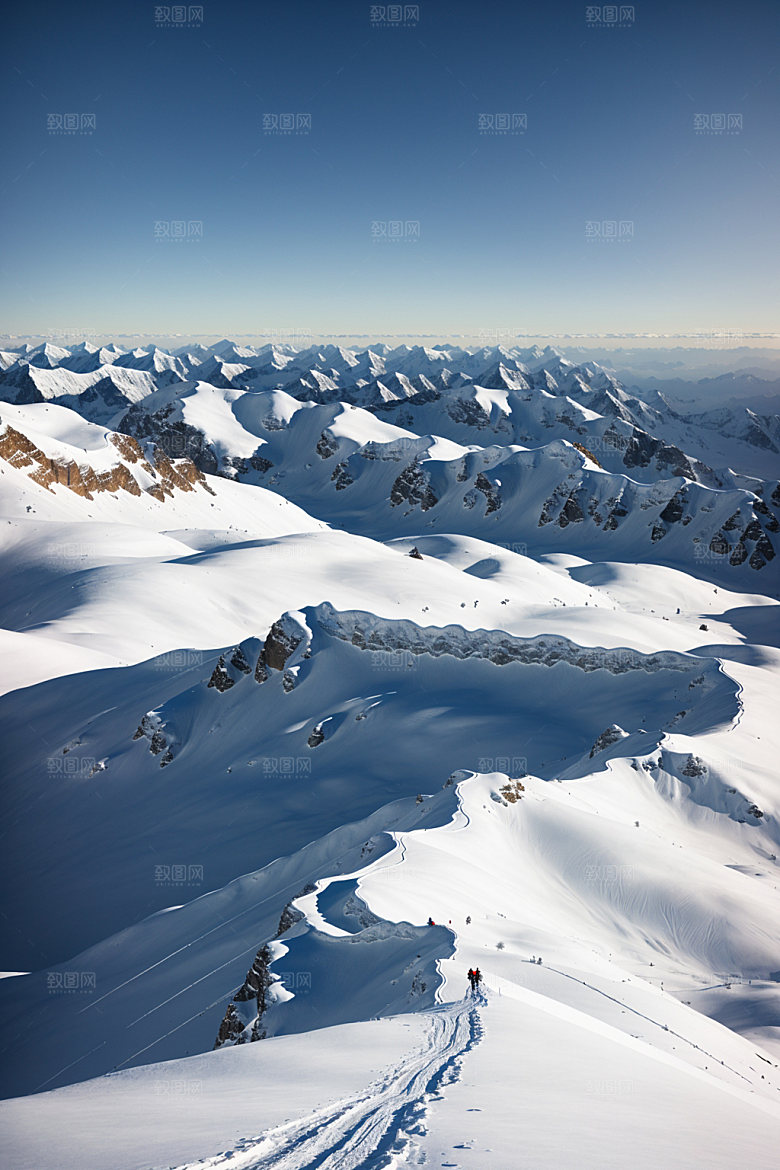 雪山雪峰风光摄影图