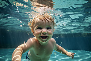 婴儿游泳亲子互动快乐嬉水儿童摄影